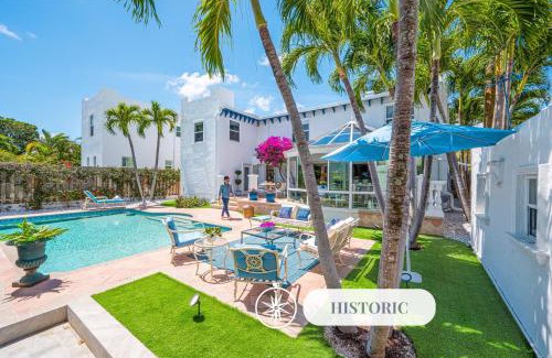 Grandview Heights House | Historical Residence Heated Pool Beach Proximity Indigo Key RESlDENCES