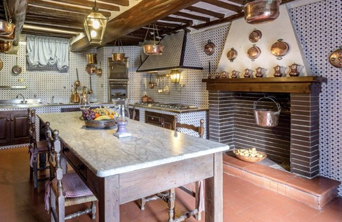 Vicopelago Villa | Historical Villa Daniela in the countryside