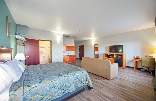 Broken Bow Hotel | HiWay Inn Express of Broken Bow