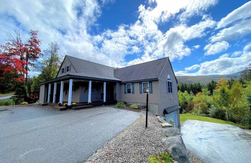 Bretton Woods House | HL96 Single family home with views and lots of space! Privacy, convenience, AC and Dog Friendly!