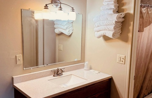 West Yellowstone Hotel | Ho Hum Motel
