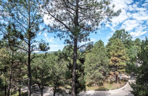 Ruidoso House | Hoatchey Hideaway