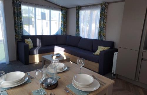 New Forest District Resort | Hoburne Bashley Self-Catering Holiday Home