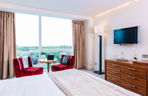 Athlone Hotel | Hodson Bay Hotel