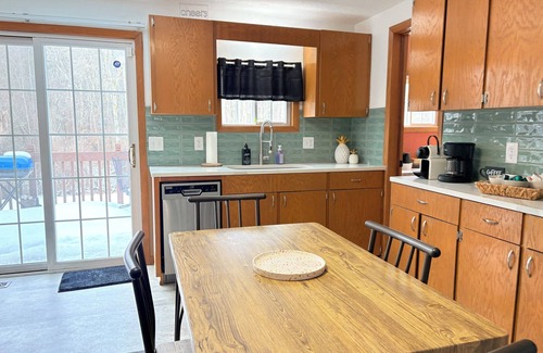 Norton Shores House | Hoffmaster Hideaway~ Near Hoffmaster State Park ~Pet Friendly~ Golf Course