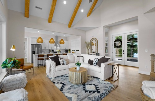 Mount Mourne House | Hogan Crest w/Heated Pool & Optional Boat Rental