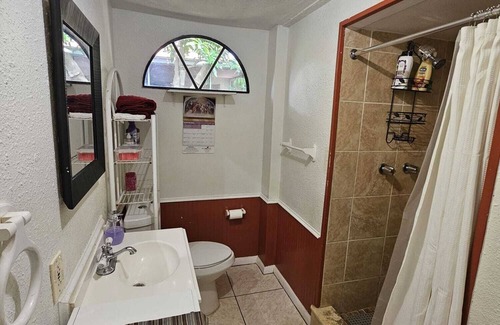 Bearss Plaza Apartment | Hogar Dulce Hogar (Home sweet home) !