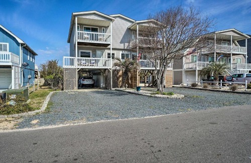 Holden Beach House | Holden Beach Vacation Rental Short Path to Beach!