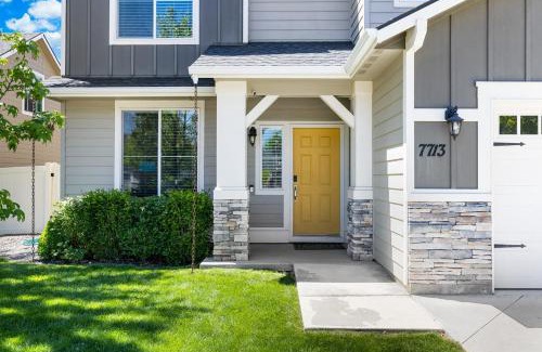 Northwest Boise City House | Hole In One Place W Jacuzzi - Ping Pong And Darts