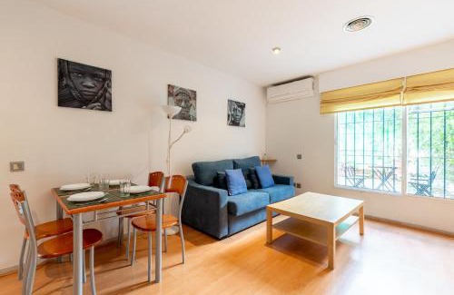 Doctor Barraquer-Grupo Renfe-Policlinico Apartment | Holi-Rent Esperanza