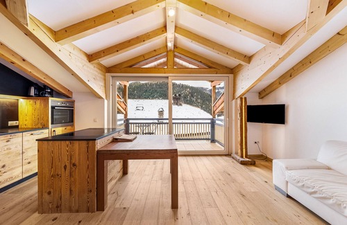 Trodena Apartment | Holiday Apartment 'Naturoase Stegerhof Margerite' with Mountain View, Shared Pool and Sauna