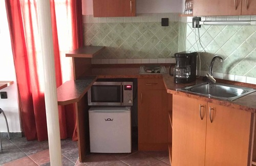 Balatonmariafurdo Apartment | Holiday apartment near the beach and city center