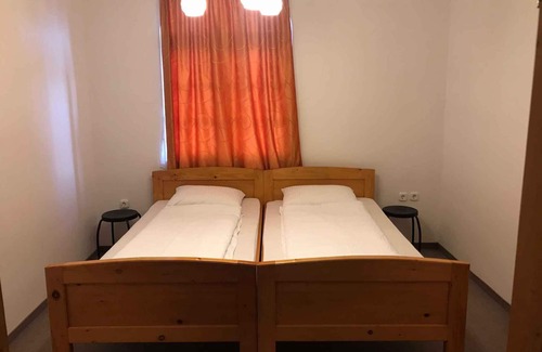 Balatonmariafurdo Apartment | Holiday apartment near the beach and city center