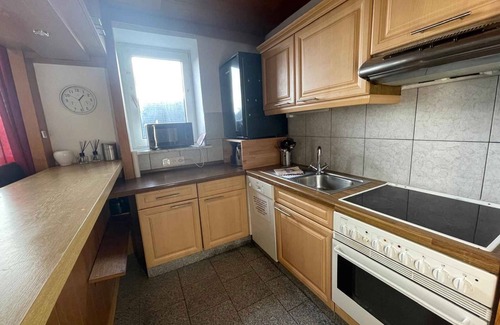Tinnum Apartment | Holiday apartment with garden and TV