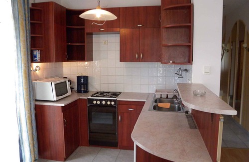 Balatonfoldvar Apartment | Holiday apartment child-friendly with internet and barbecue facilities