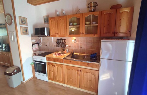 Balatonfenyves Apartment | Holiday apartment with balcony and beautiful garden