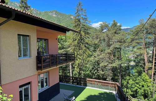 Pieve di Ledro Apartment | Holiday apartment with an outdoor pool