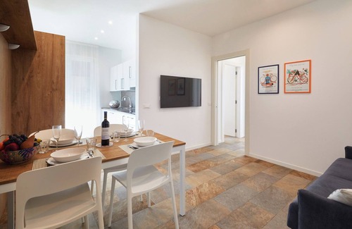 Riva del Garda Apartment | Holiday Apartment "Iris" close to Lake Garda with Wi-Fi & Garden