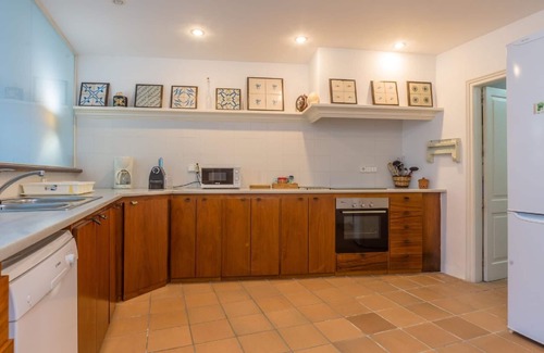 Albons Apartment | Holiday apartment Albons for 1 - 6 persons with 3 bedrooms - Row house