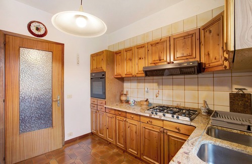 Aosta Apartment | Holiday Apartment "Aosta Family Home" with Mountain View and Balcony