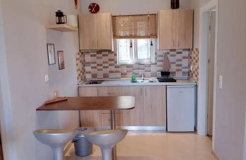 Agia Pelagia Chlomou Apartment | Holiday apartment Chlomos for 1 - 2 persons with 1 bedroom - Holiday apartment