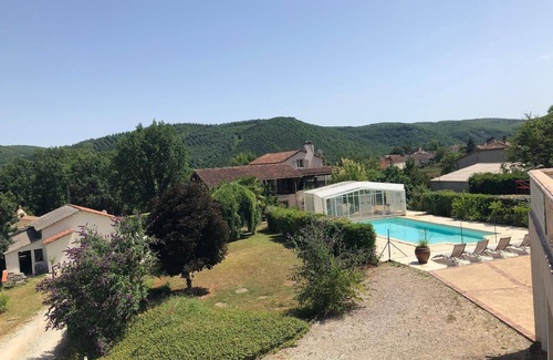 Saint-Gery Apartment | Holiday apartment Conduché for 1 - 10 persons with 4 bedrooms - Row house
