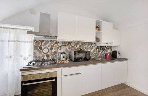 Soldano Apartment | Holiday Apartment 'Dolce Soggiorno - Soldano' with Sea View, Terrace & Wi-Fi