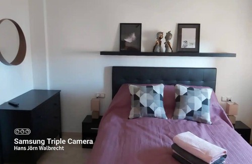 Gea y Truyols Apartment | Holiday Apartment "Meeresbrisse" with Mountain View, Shared Pool & Wi-Fi