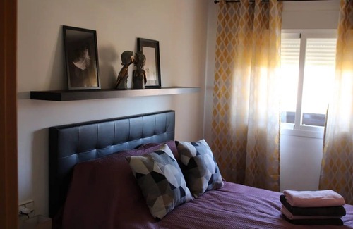 Gea y Truyols Apartment | Holiday Apartment "Meeresbrisse" with Mountain View, Shared Pool & Wi-Fi