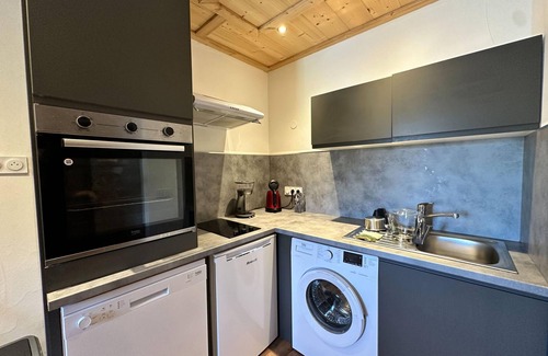 Seez Apartment | Holiday Apartment 'Fleur 5' in Séez
