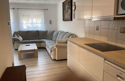 Balatonbereny Apartment | Holiday apartment with oven, washing machine and dishwasher