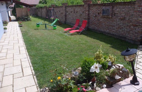 Balatonbereny Apartment | Holiday apartment with pool and air conditioning