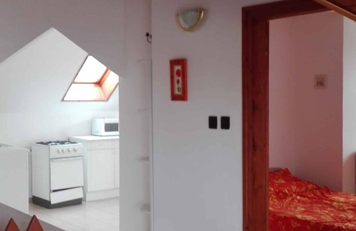Balatonlelle Apartment | Holiday apartment in a quiet street nevertheless close to the center