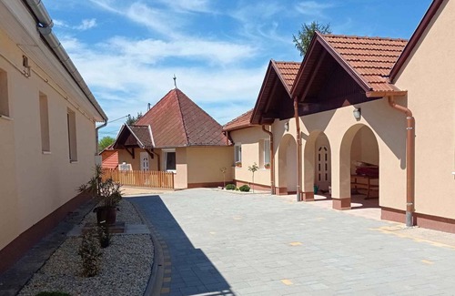 Balatonlelle Apartment | Holiday apartment renovated in 2021 with air conditioning and wifi