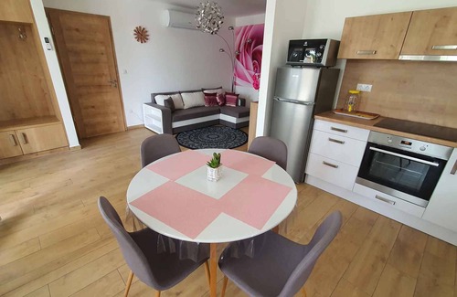 Balatonlelle Apartment | Holiday apartment tastefully furnished, near Lake Balaton