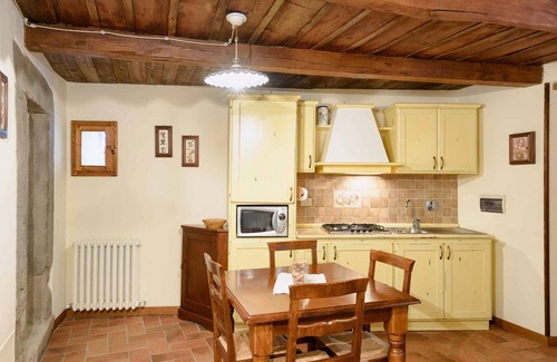 Raggiolo Apartment | Holiday apartment in the medieval old town