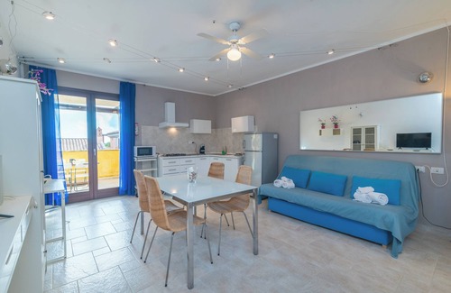 La Maddalena Apartment | Holiday Apartment "C 207 Puntavilla" with Pool View
