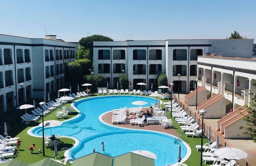 Lido di Spina Apartment | Holiday apartment with outdoor pool