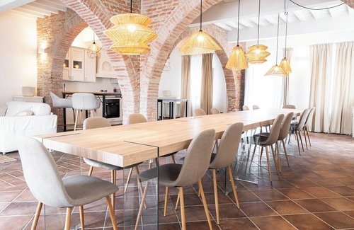 Valiano Apartment | Holiday Apartment "Peonie" with Shared Pool, Shared Garden & Wi-Fi