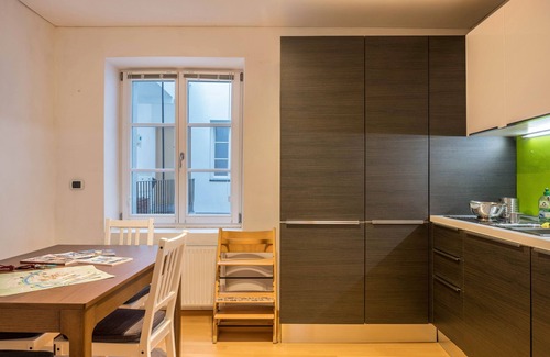Old Town Apartment | Holiday Apartment "Lauben House" with Mountain View & Wi-Fi