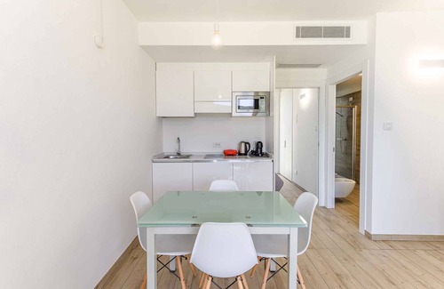 La Pelosa Apartment | Holiday apartment mit Klimaanlage und Pool