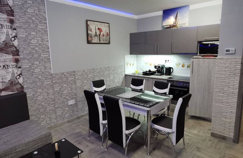 Siofok Aranypart Apartment | Holiday apartment near Balaton with Internet