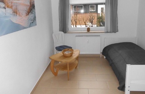Eckernfoerde House | Holiday apartment "Ostsseeperle" in 24340 Eckernförde
