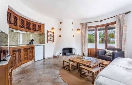 Son Moja Apartment | Holiday apartment Oasis on the upper floor with comfort and charm, pool, and a prime location close to the beach in Cala Santanyí