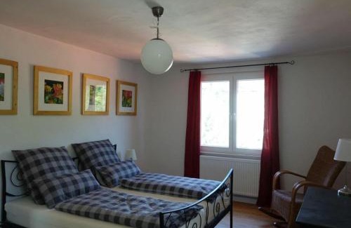 Dernbach Apartment | Holiday apartment Uhu in the house on linden tree