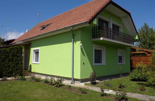 Gyenesdias Apartment | Holiday apartment with terrace, barbecue and WLAN