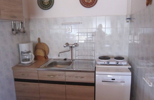 Keszthely Apartment | Holiday apartment with barbecue, garden pavilion and children's swing