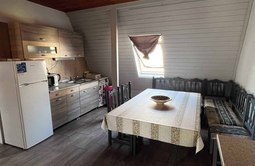 Siofok Apartment | Holiday apartment with garden, barbecue and children's playground in a quiet location