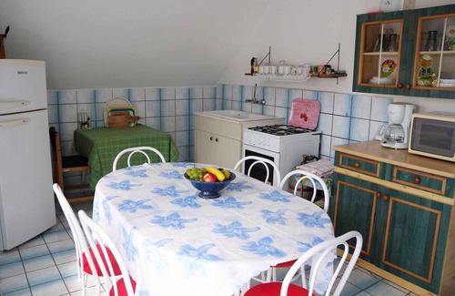 Fonyod Apartment | Holiday apartment with pool and table tennis