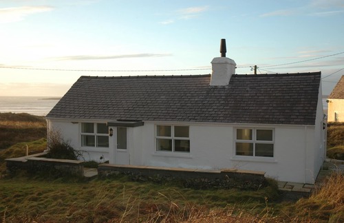 Rhosneigr Cottage | Holiday Beach Cottage In Rhosneigr Anglesey
